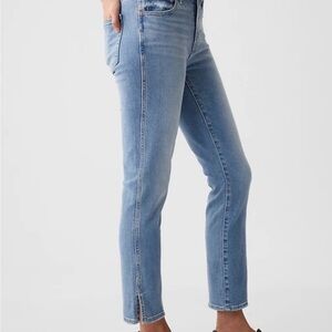 Gap Vintage Slim Mid Rise Slit AnkleLight Blue Denim Jeans- Women